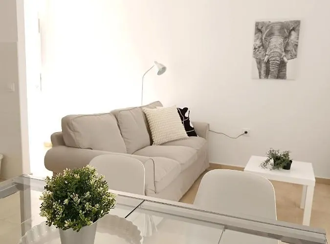 Sherry V Parking Gratuito *