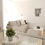 Sherry V Parking Gratuito *